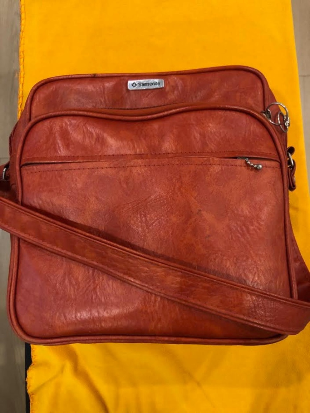 Samsonite, MOD Rust Burnt Orange Fight Carry Bag